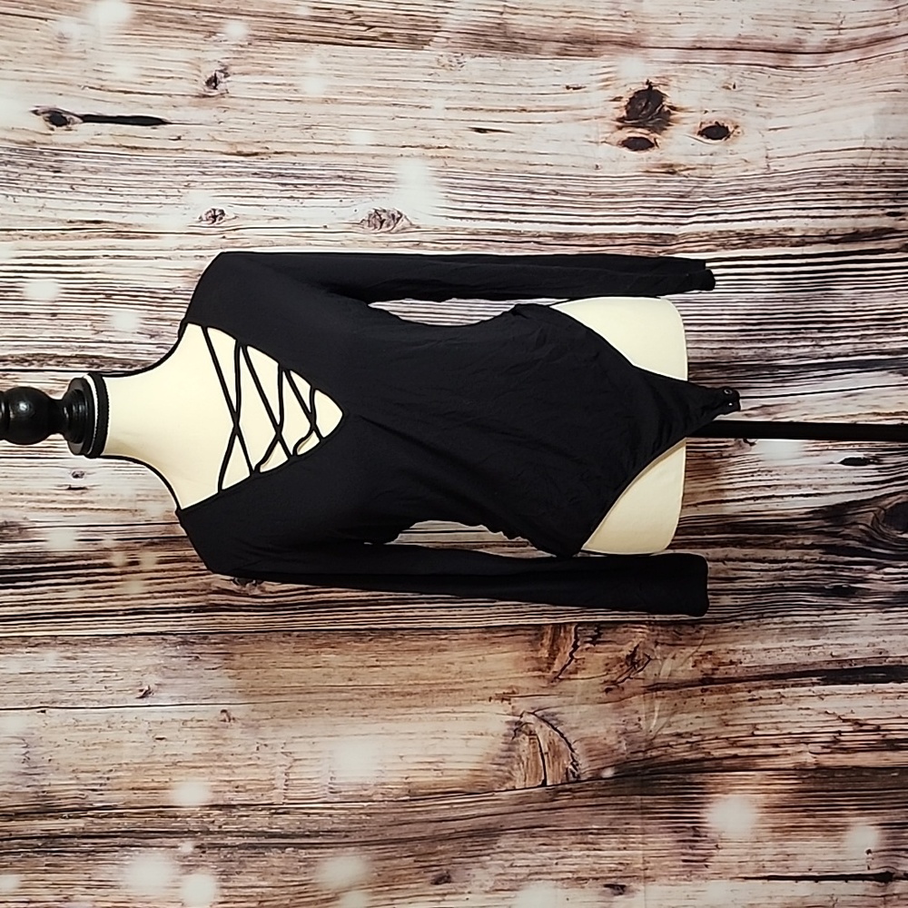 Long sleeved bodysuit